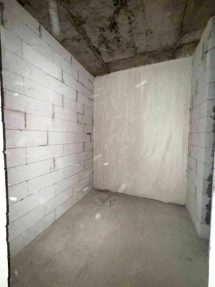 1875022043618983