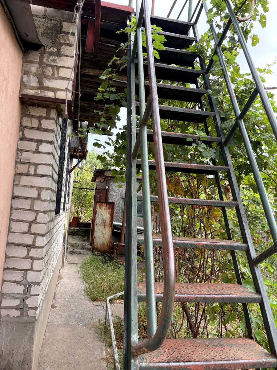 1875026028370611