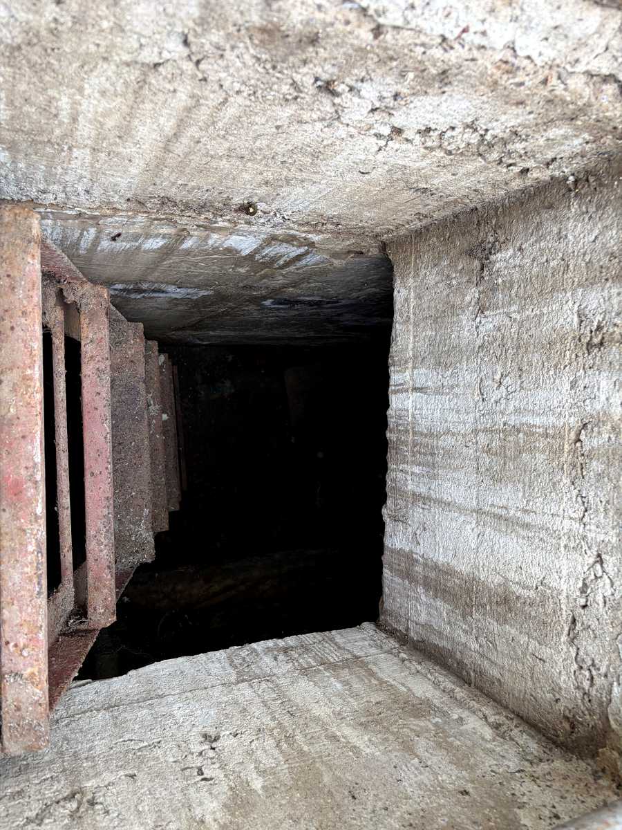 1875026032031357
