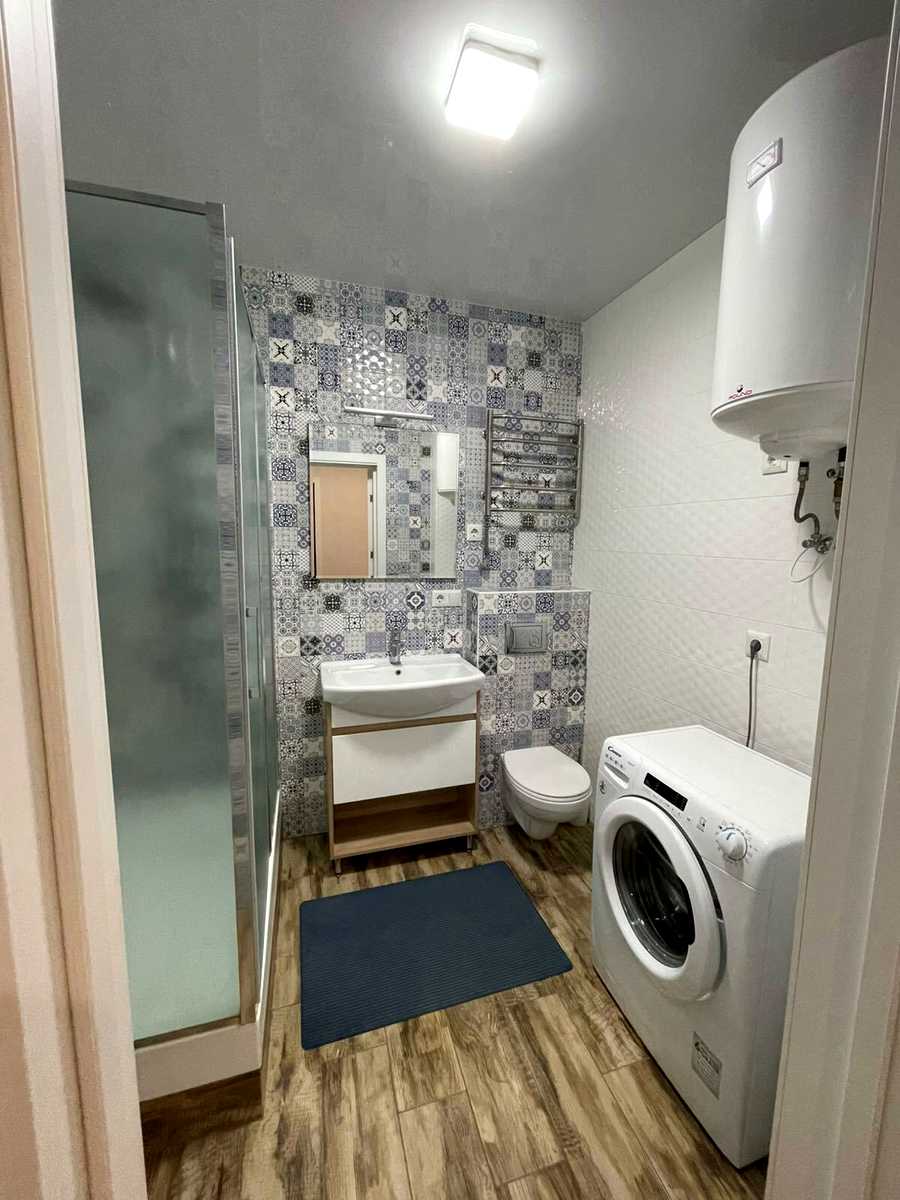 1875026835555247