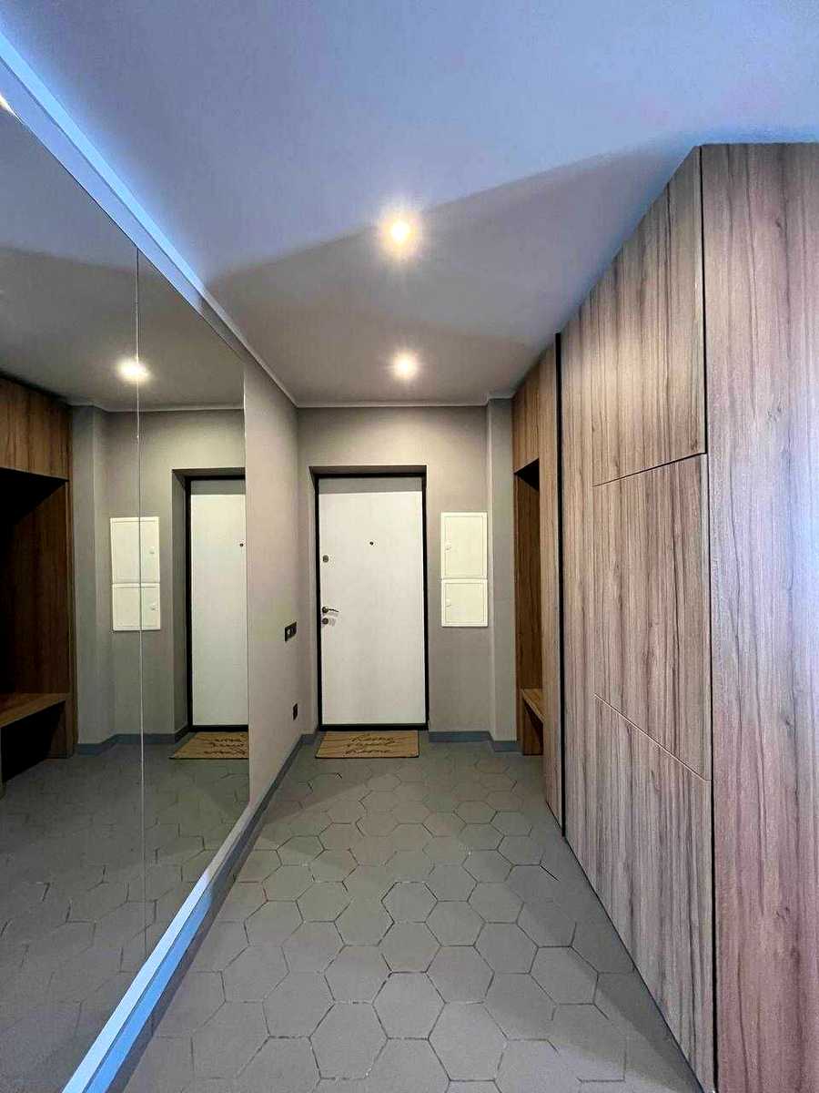 1875027504462442