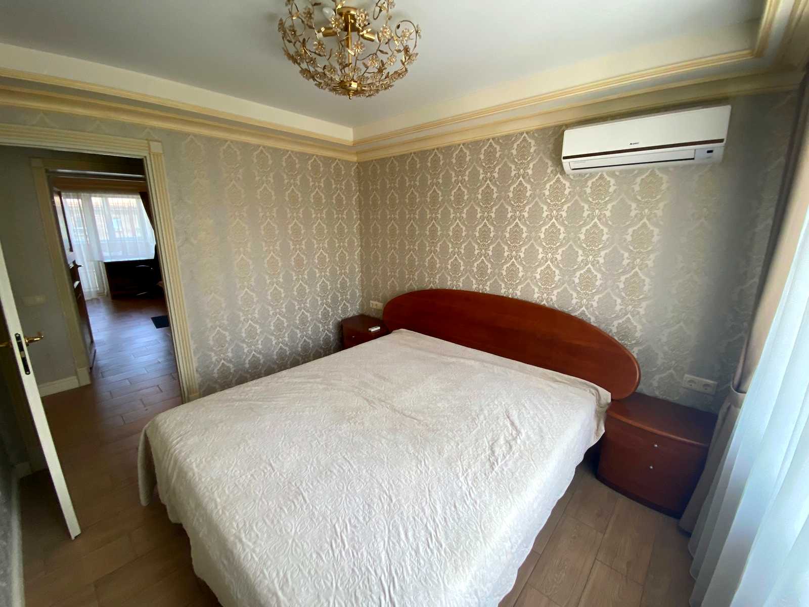 1875030376195240