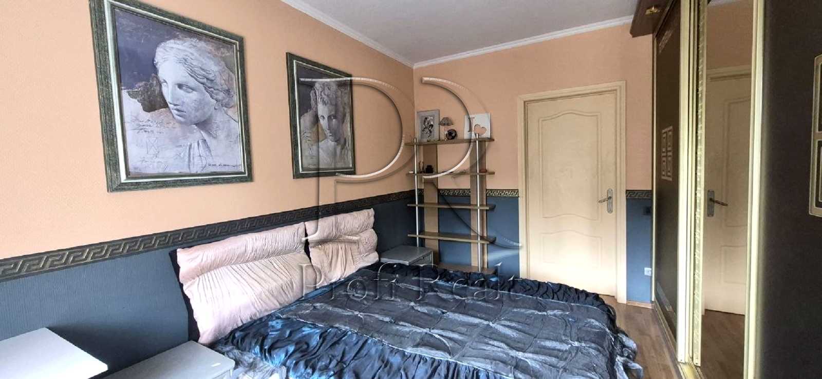 1875032657420302