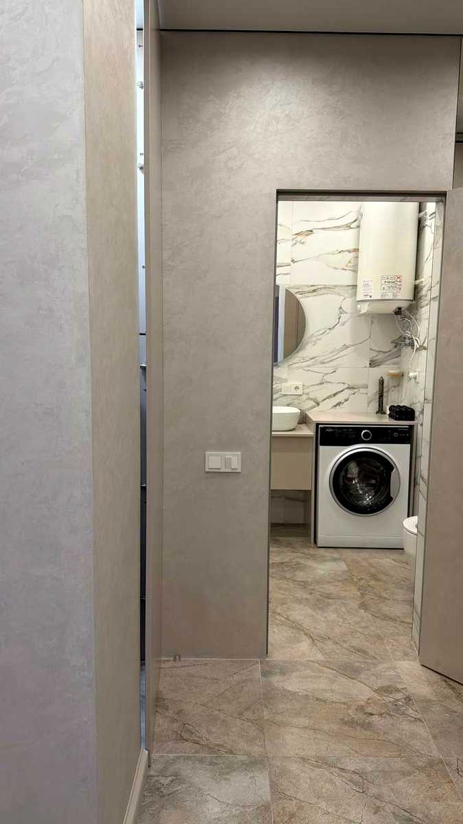 1875032762361438