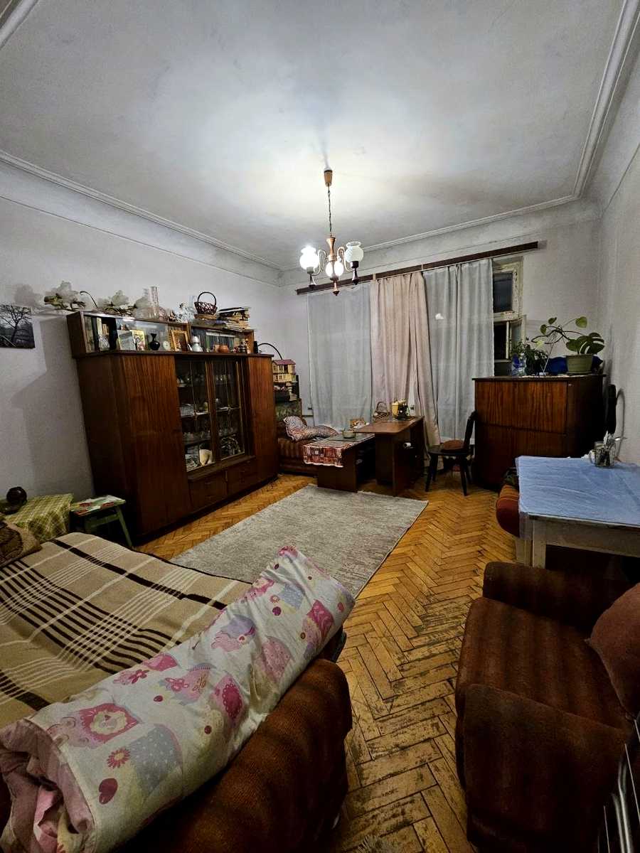 1875033427864381