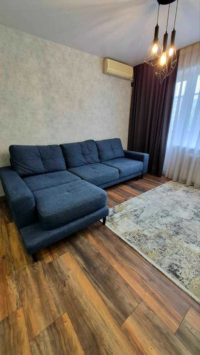 1875034644228649