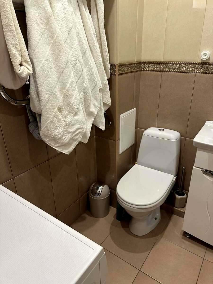 1875035073345634