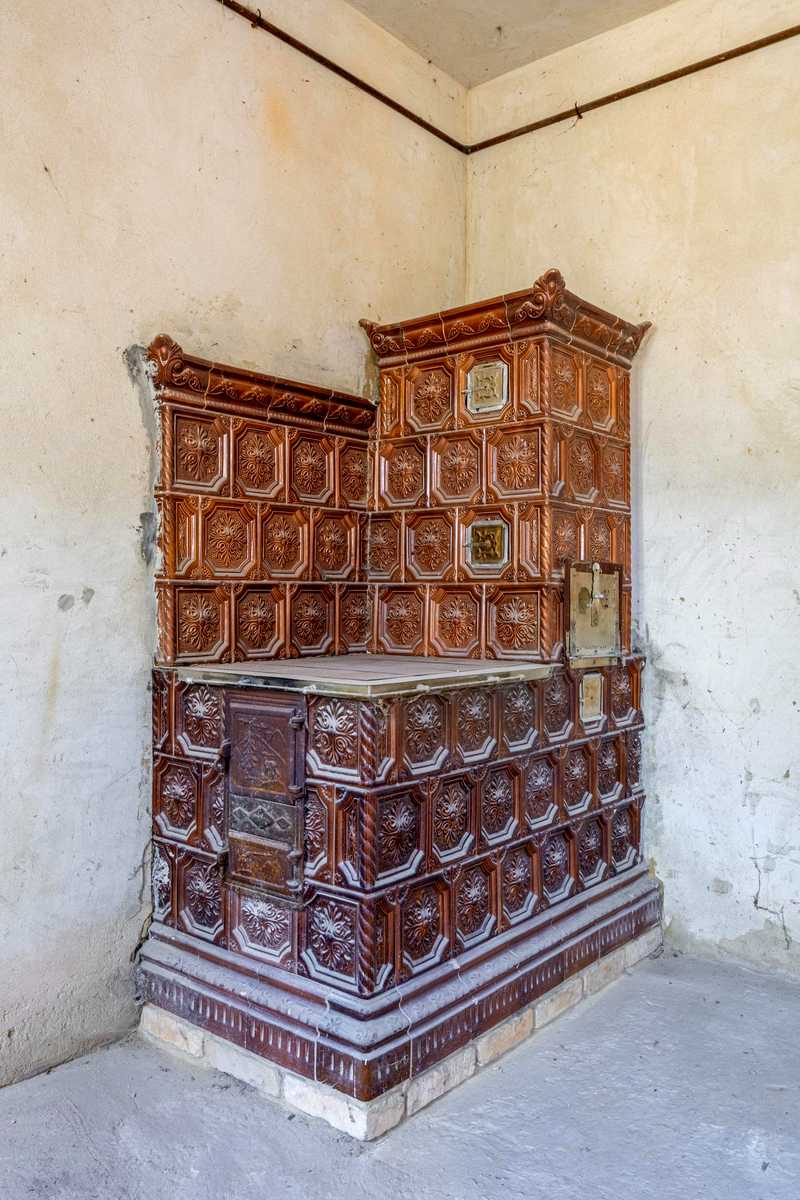1875036710216147