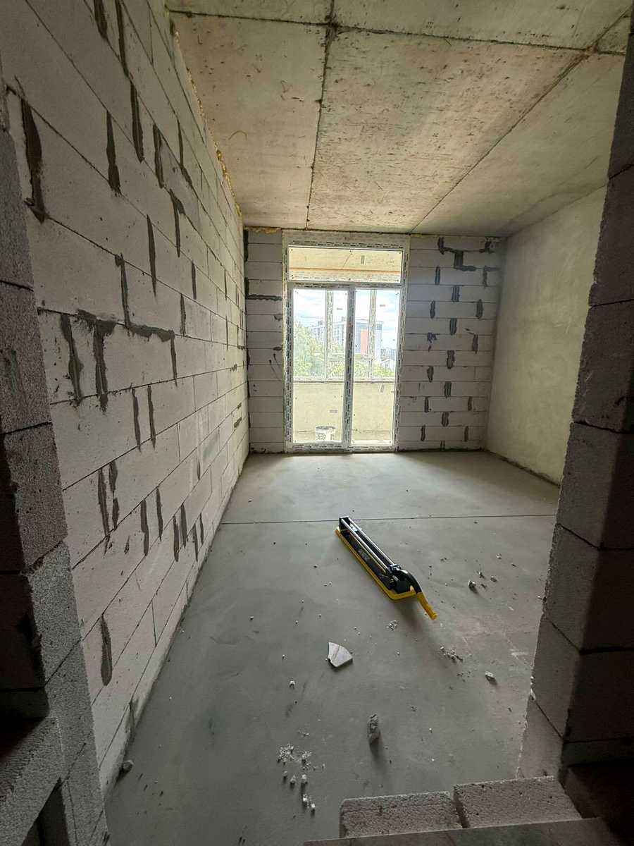 1875038578242281