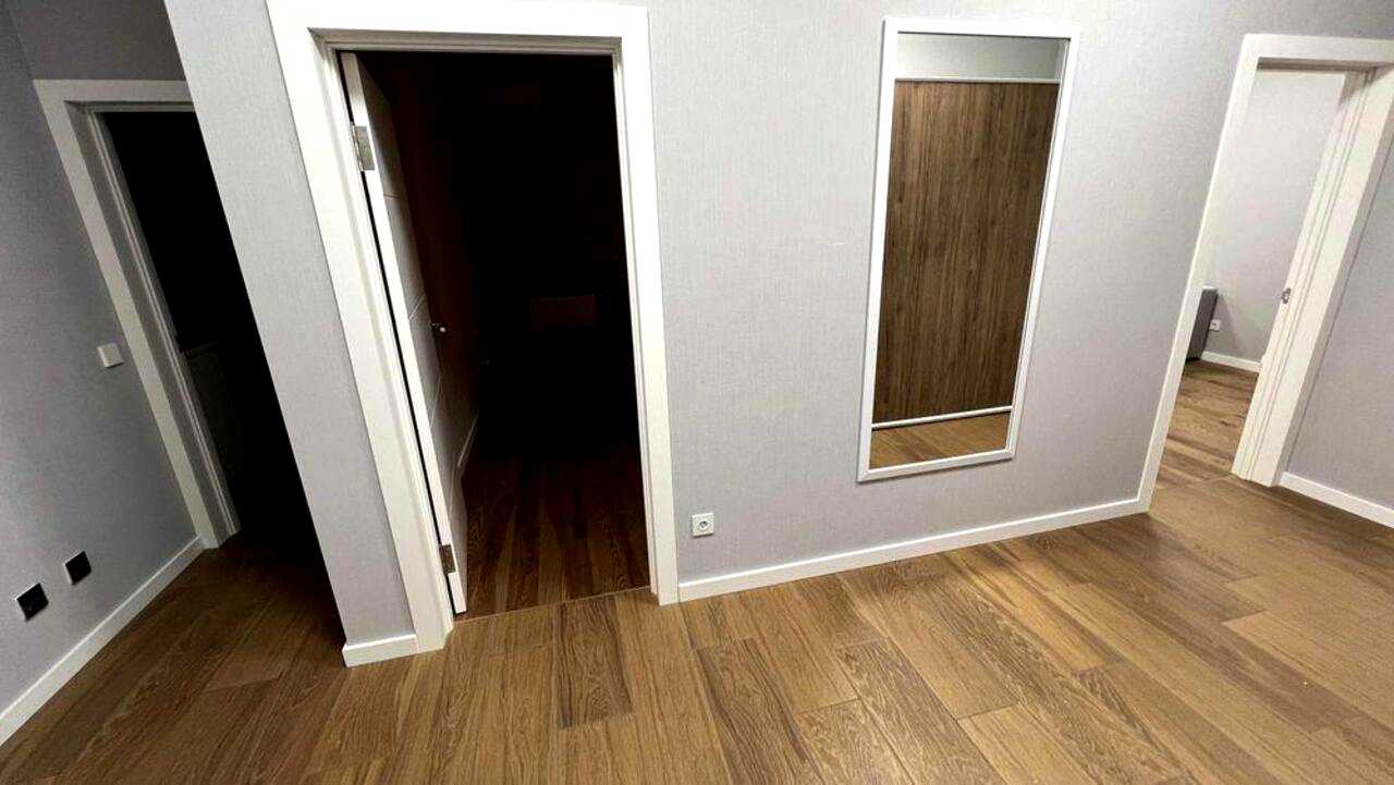 1875039528854465