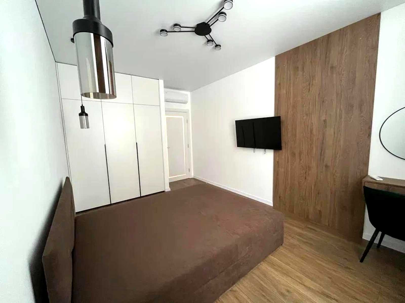 1875040078295666