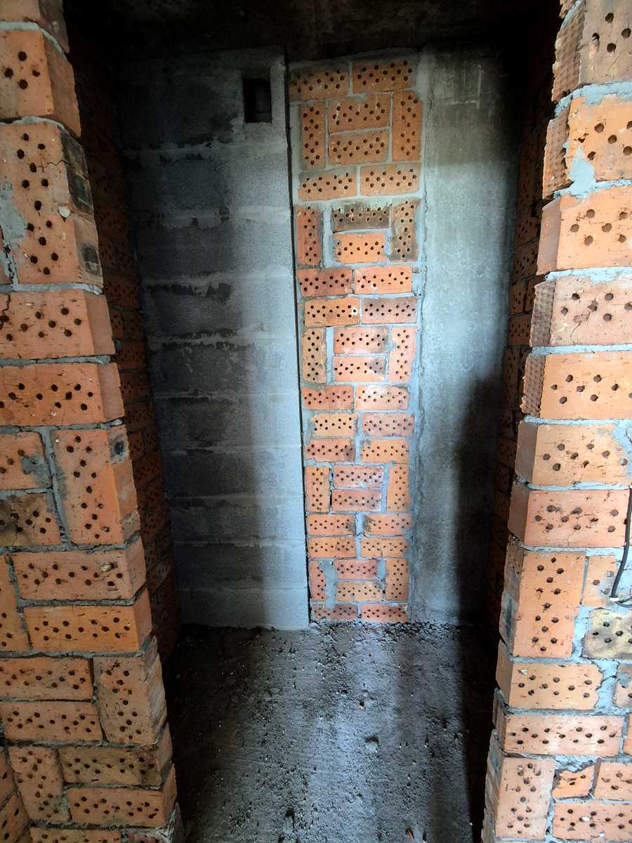 1875041298597438