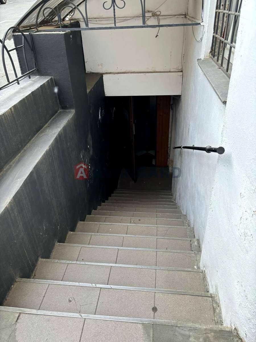 1875042002963277
