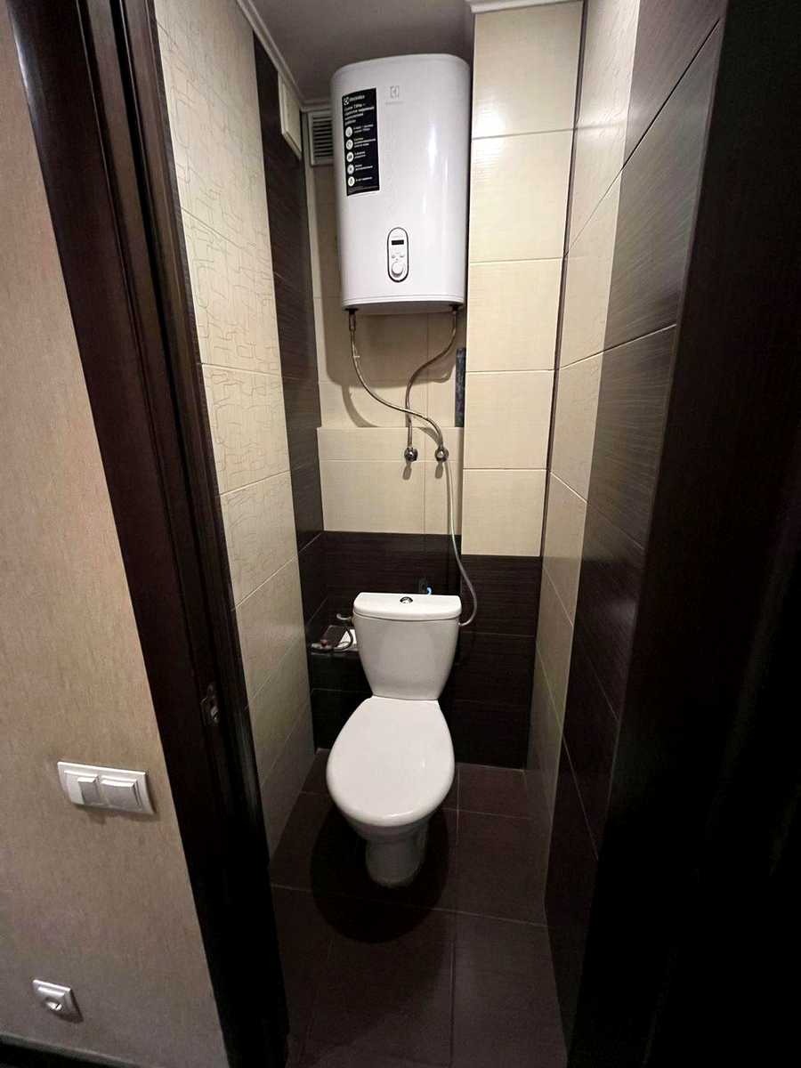 1875042427528581