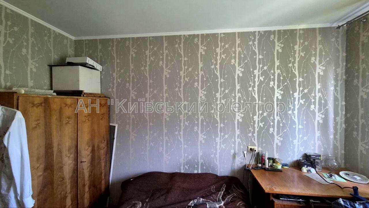 1875042433877887