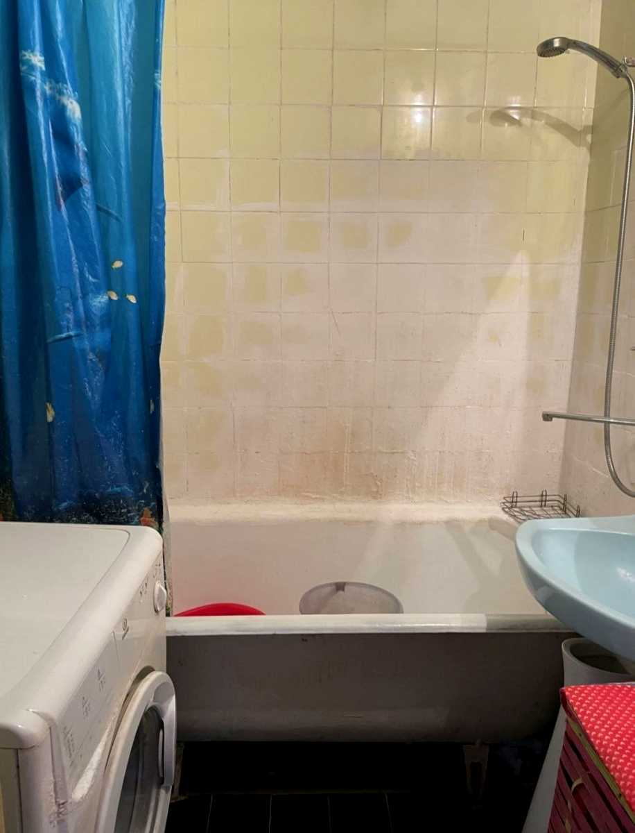 1875042867028257