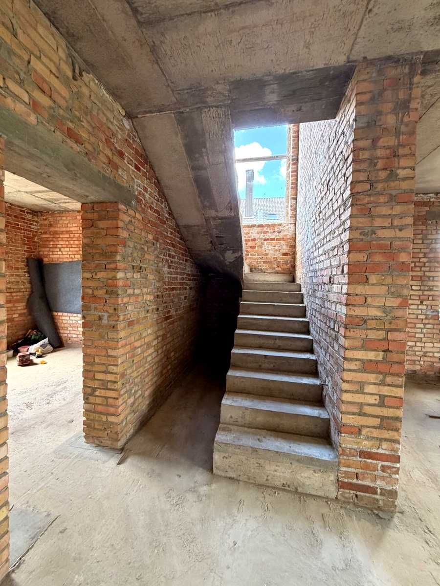 1875046877086933