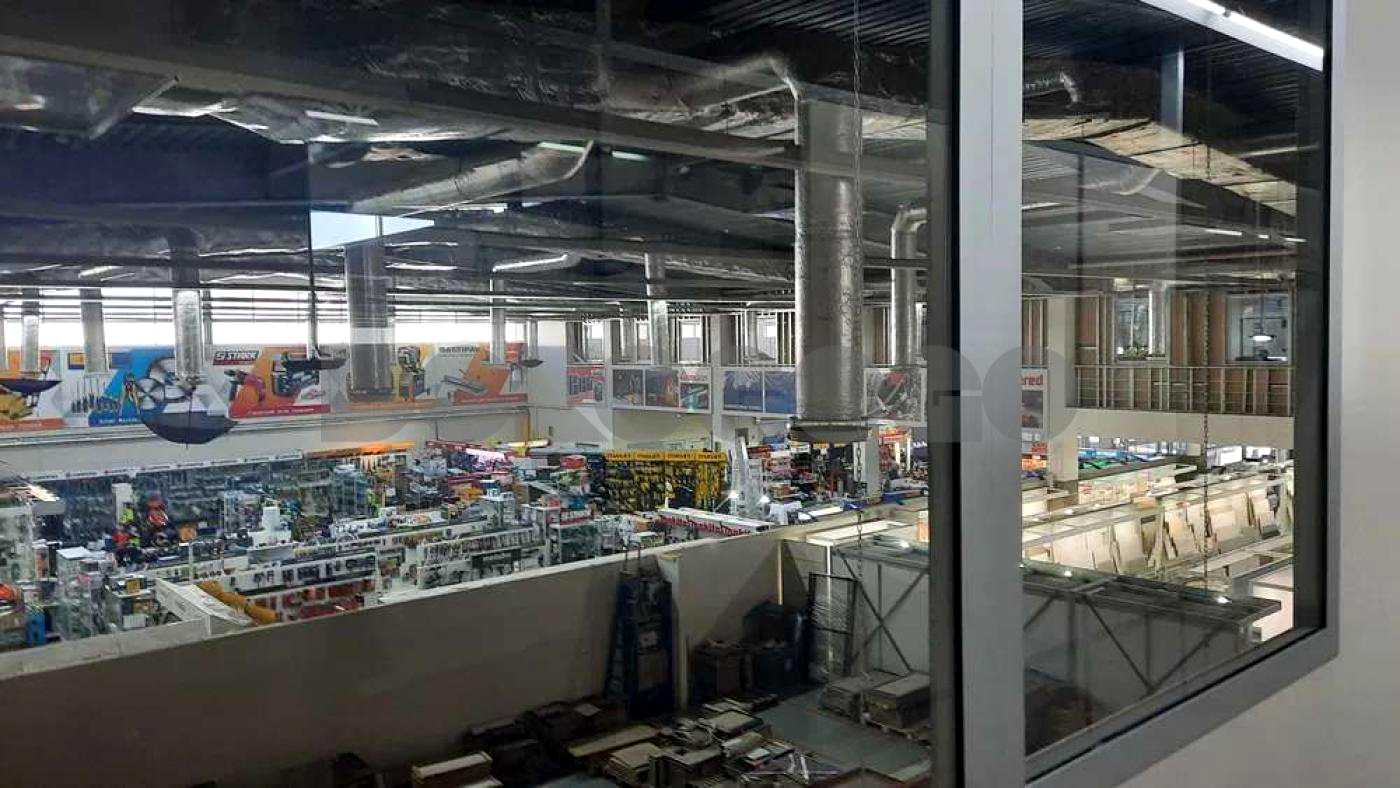 1875046957507868