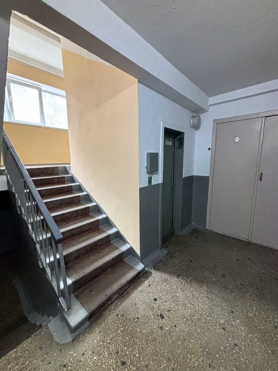 1875047124638404