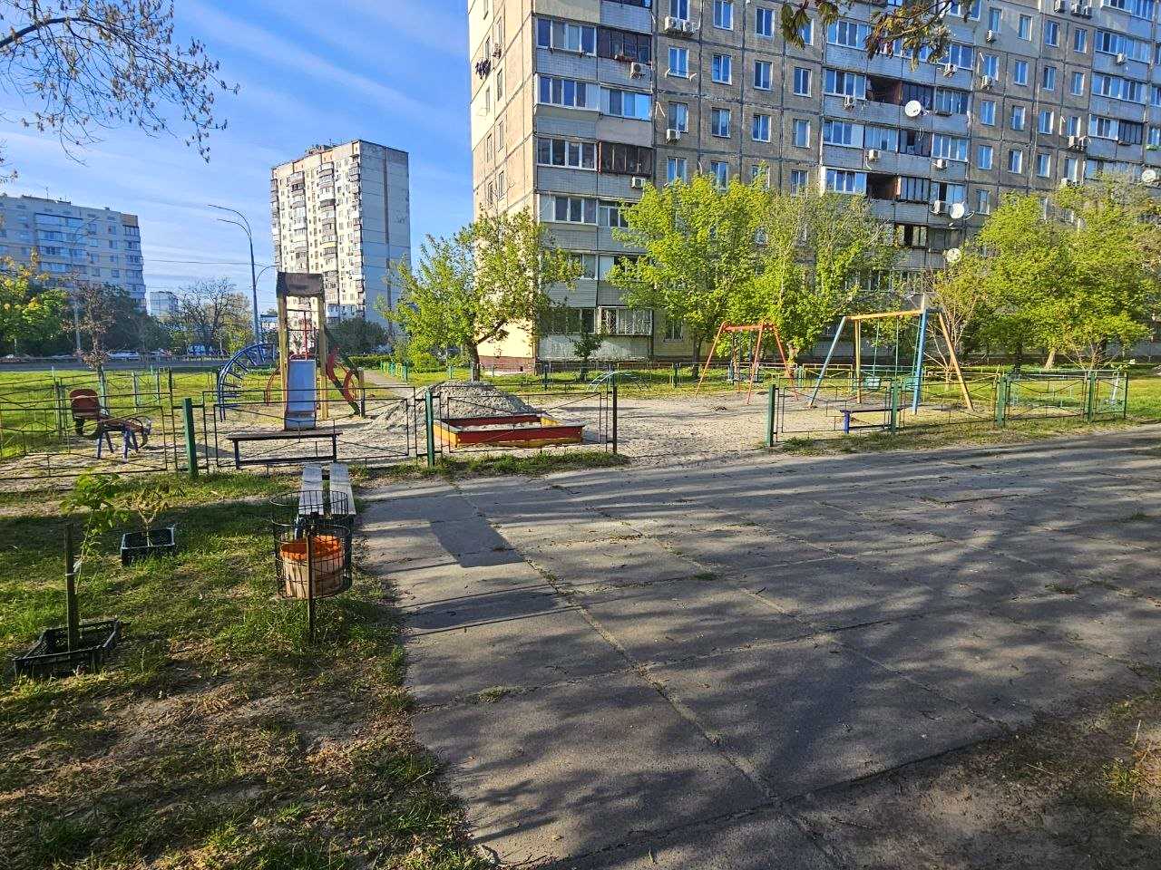 1875050032737060