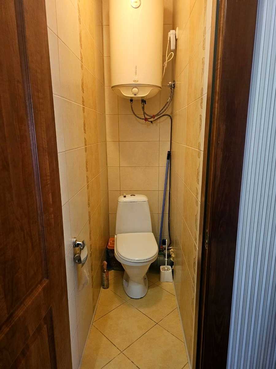 1875050034066053