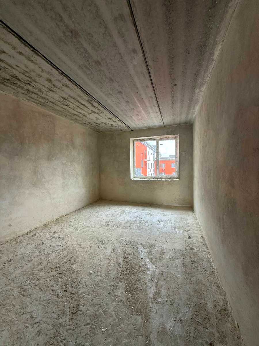 1875052799589560