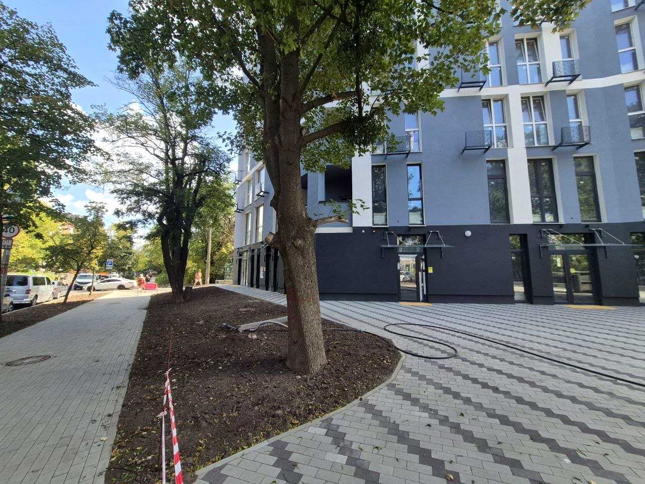 1875054951985827
