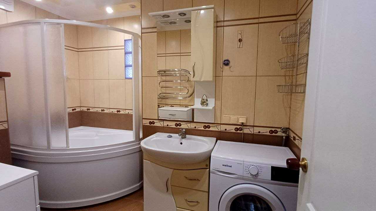 1875055621961110