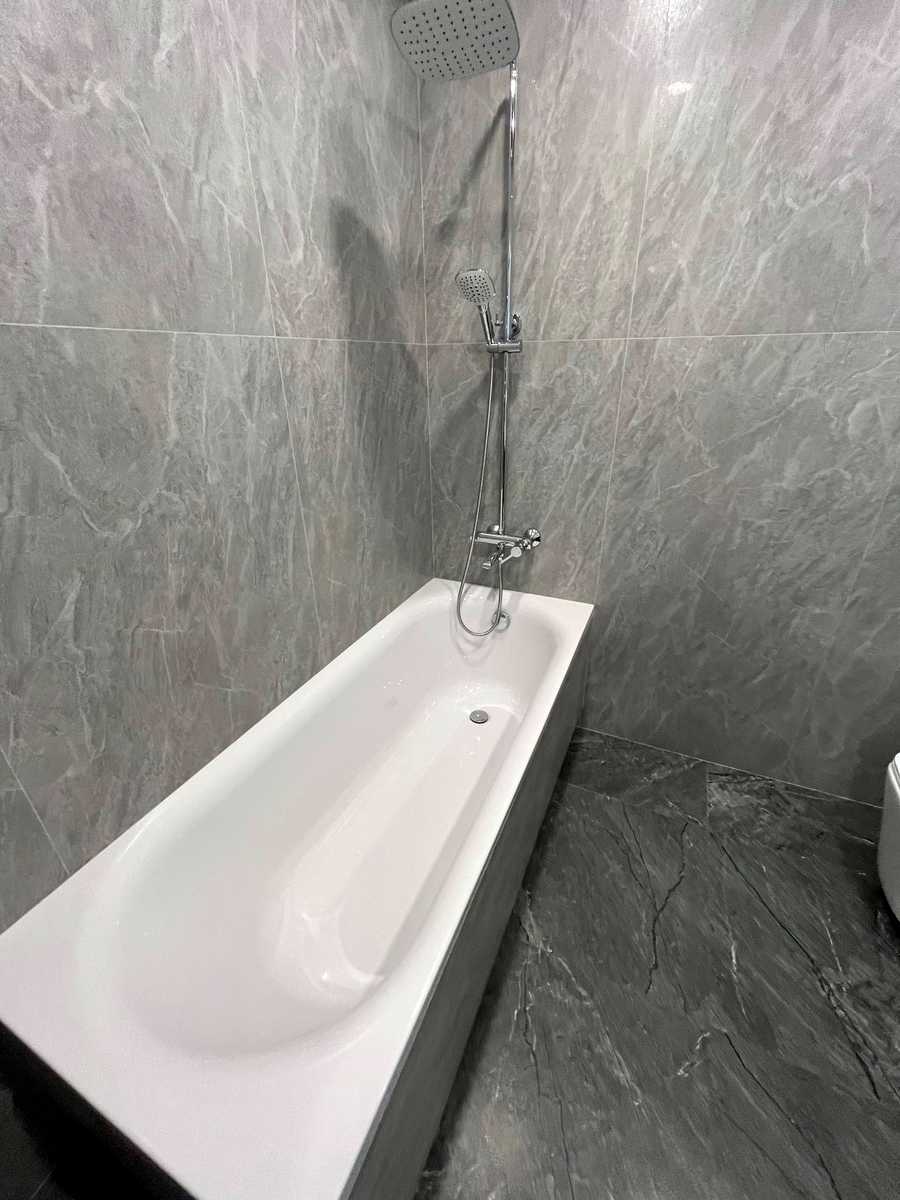 1875058847306435