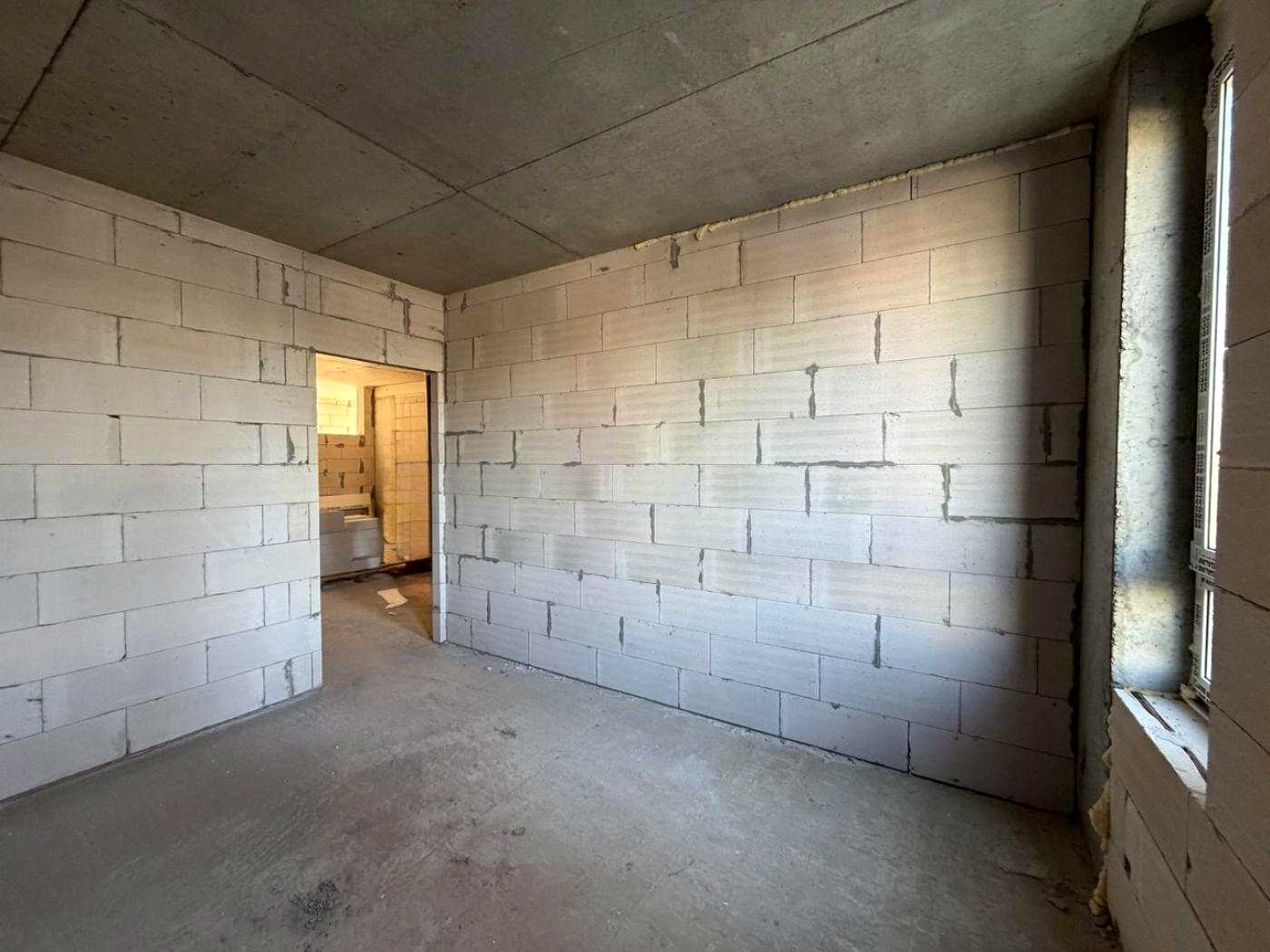 1875067223239939
