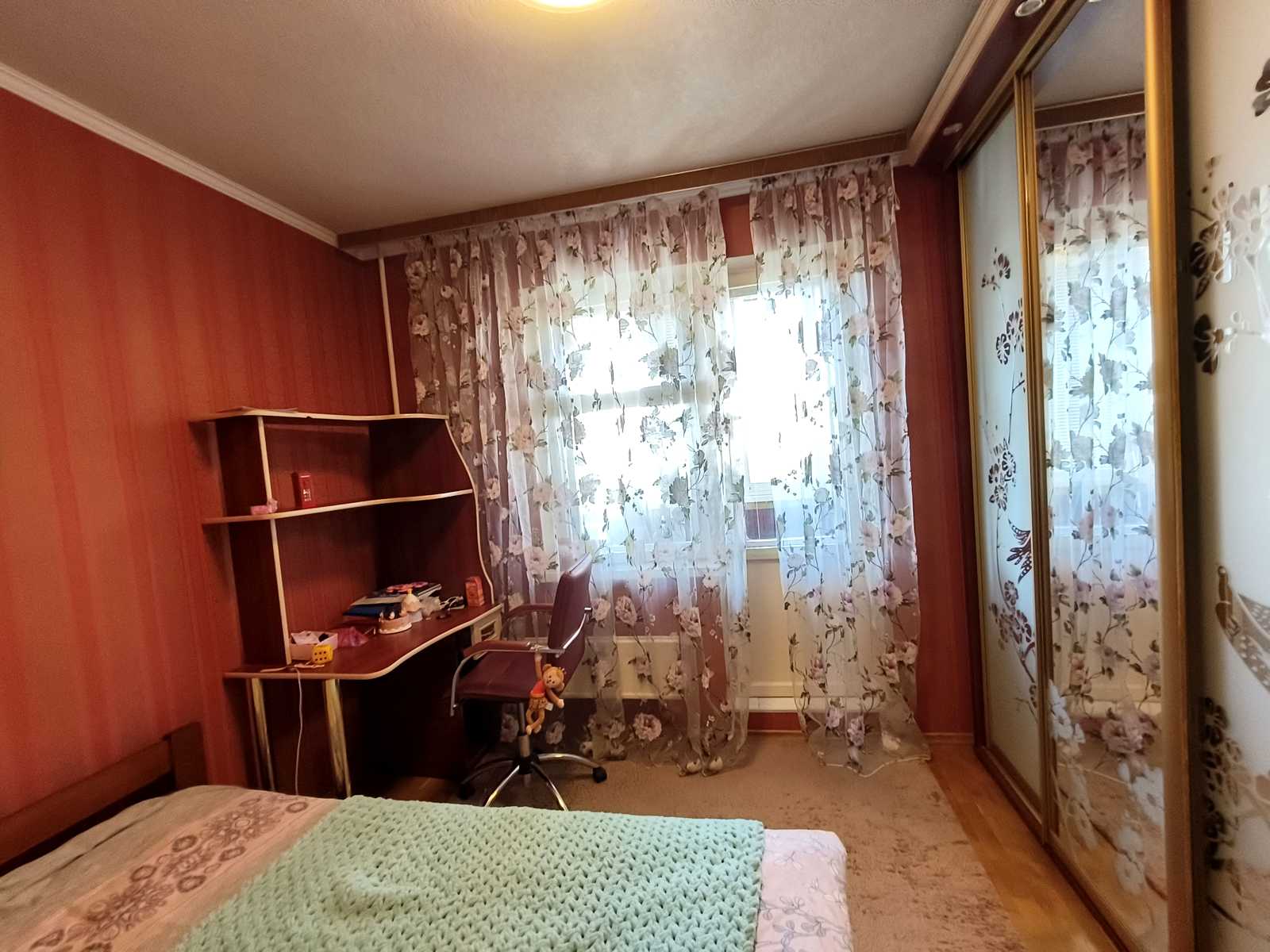 1875072013945320