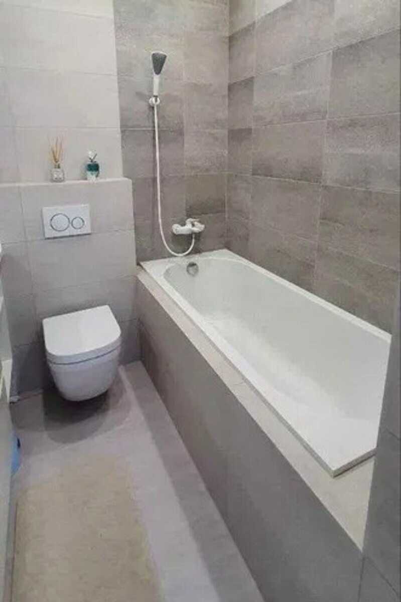 1875103593195779