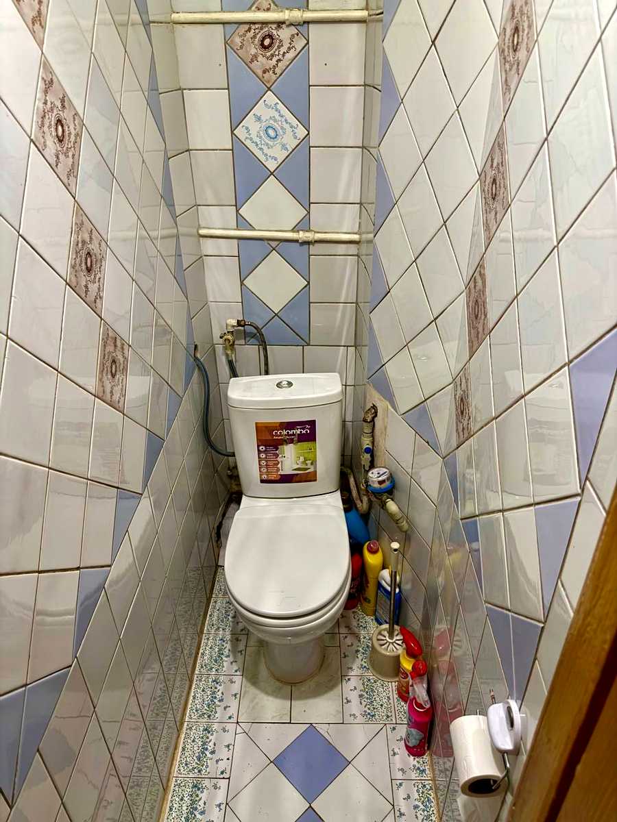 1875104283676311