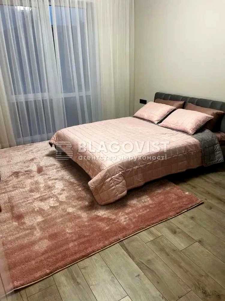 1875111304392282