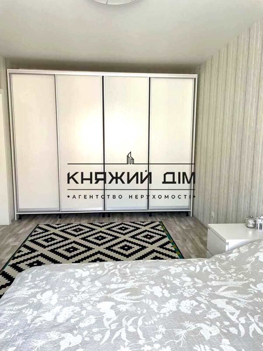 1875112649994146
