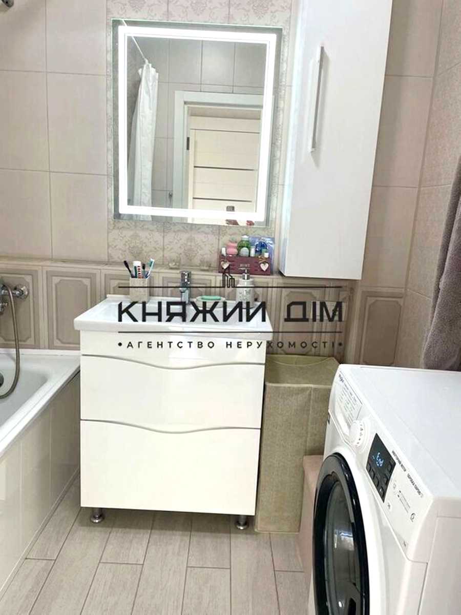 1875112653711634