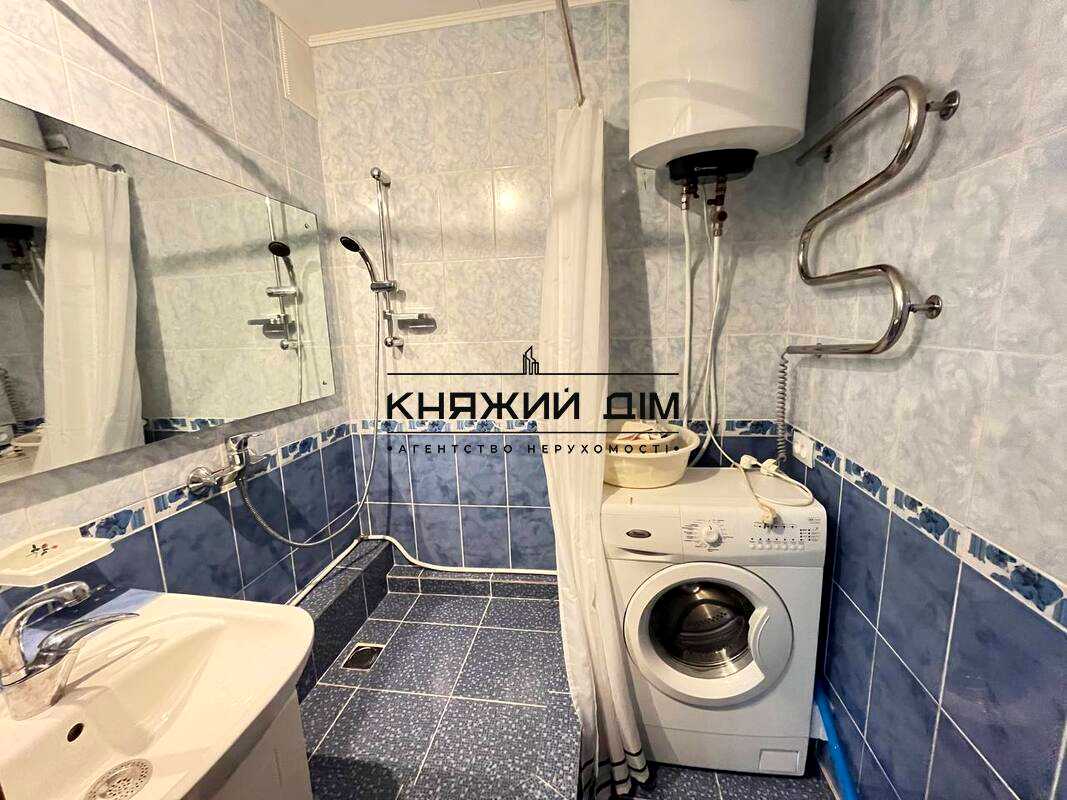 1875113051490762