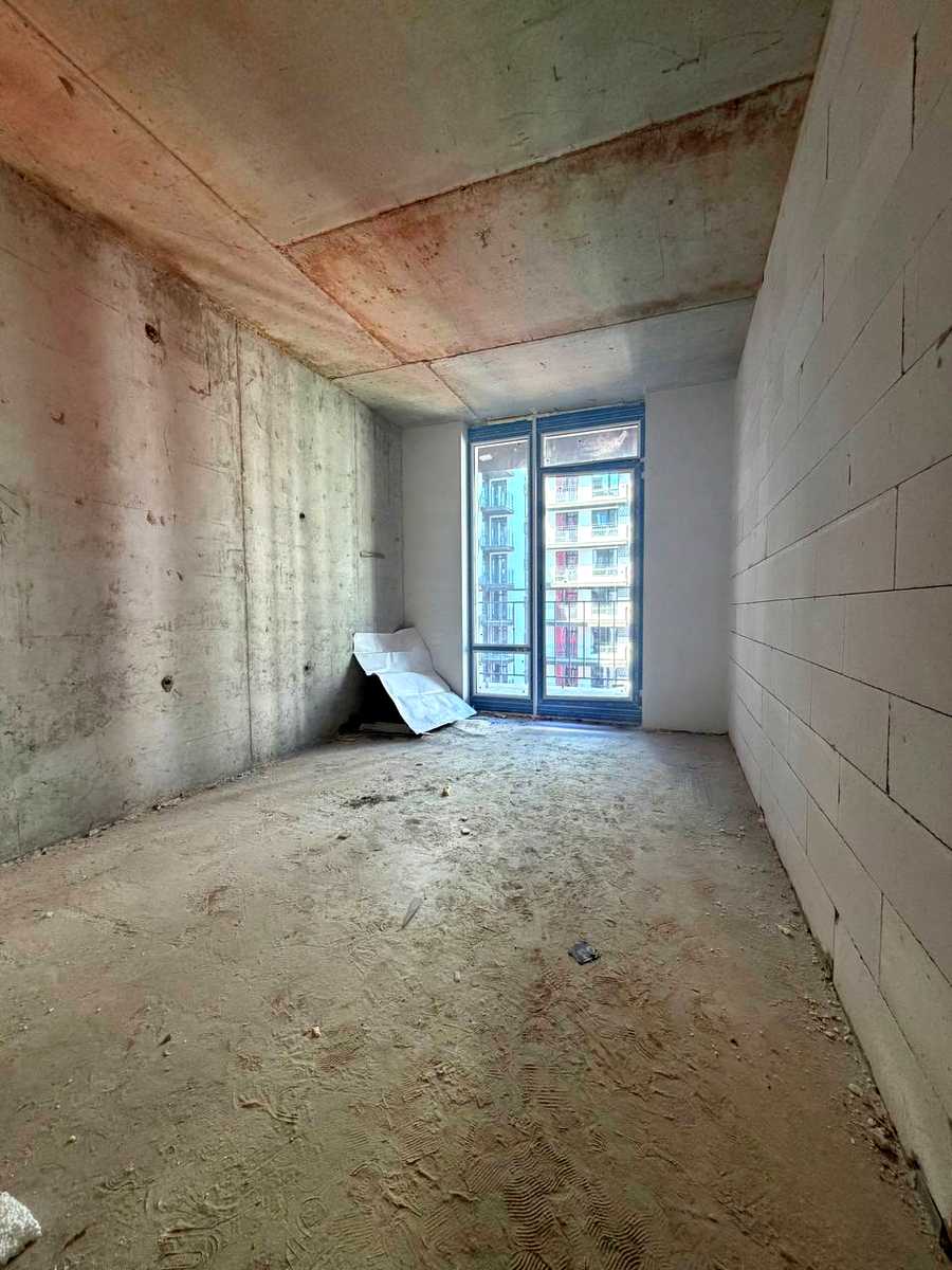 1875117498788992