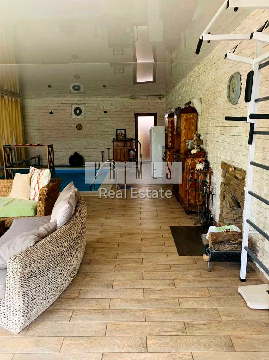 1875117863897038