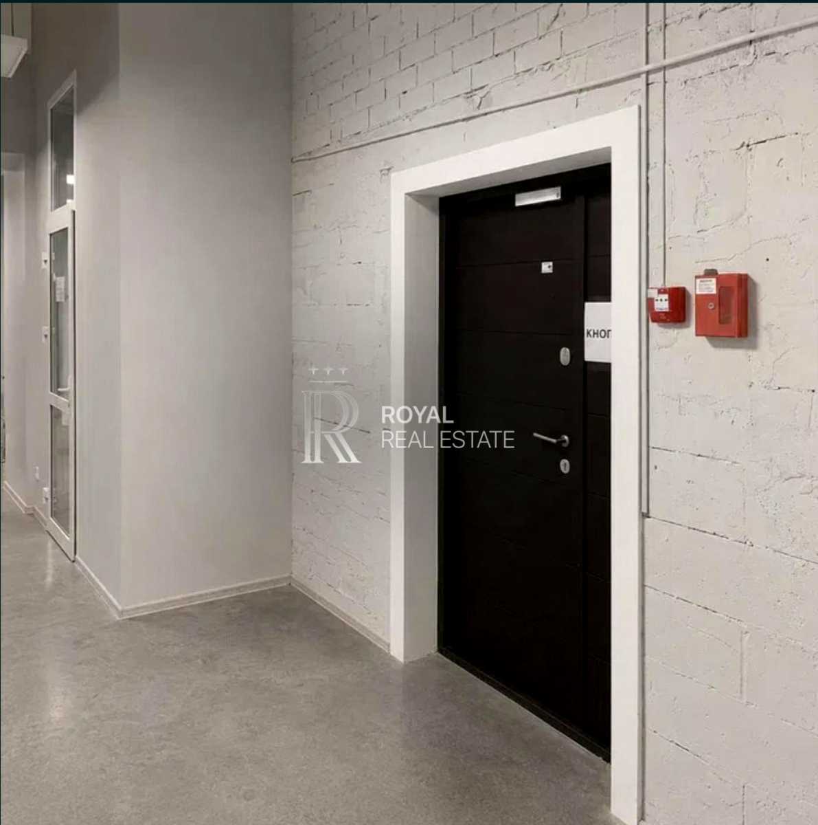 1875117888803035