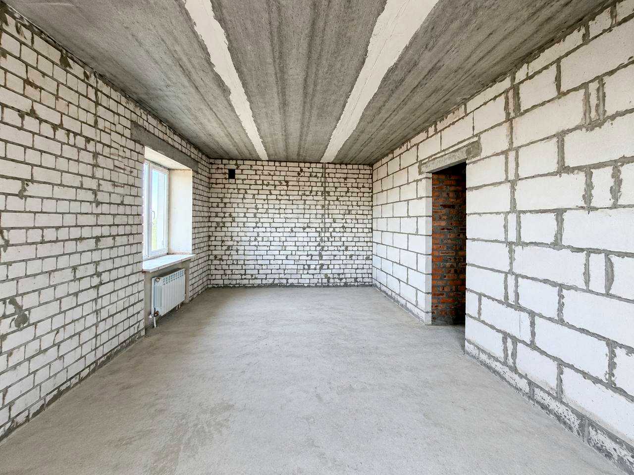1875117995751676
