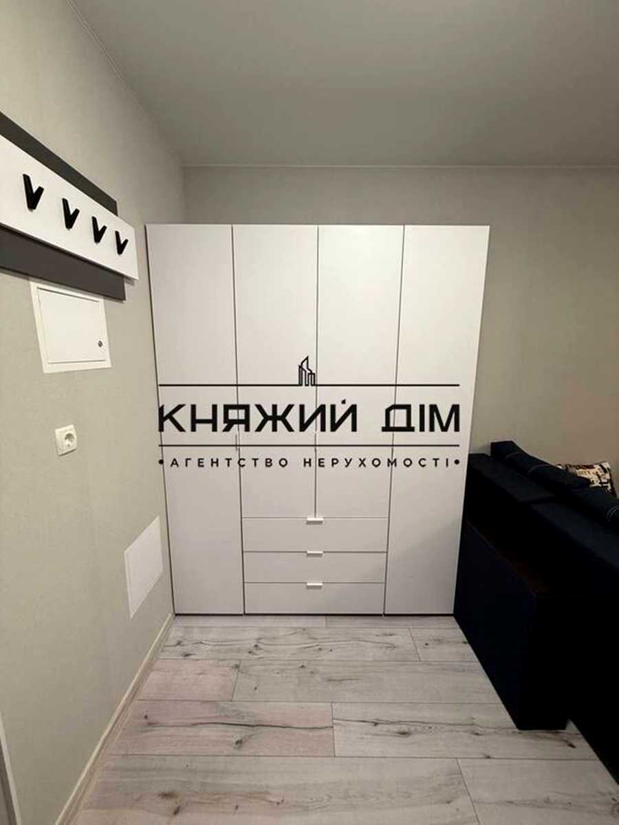1875118209686591