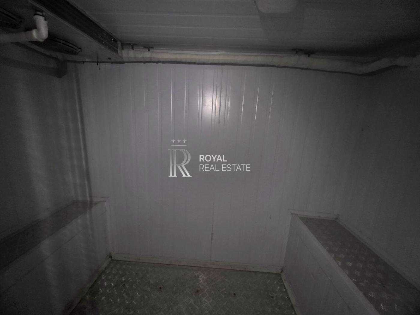 1875119511028402