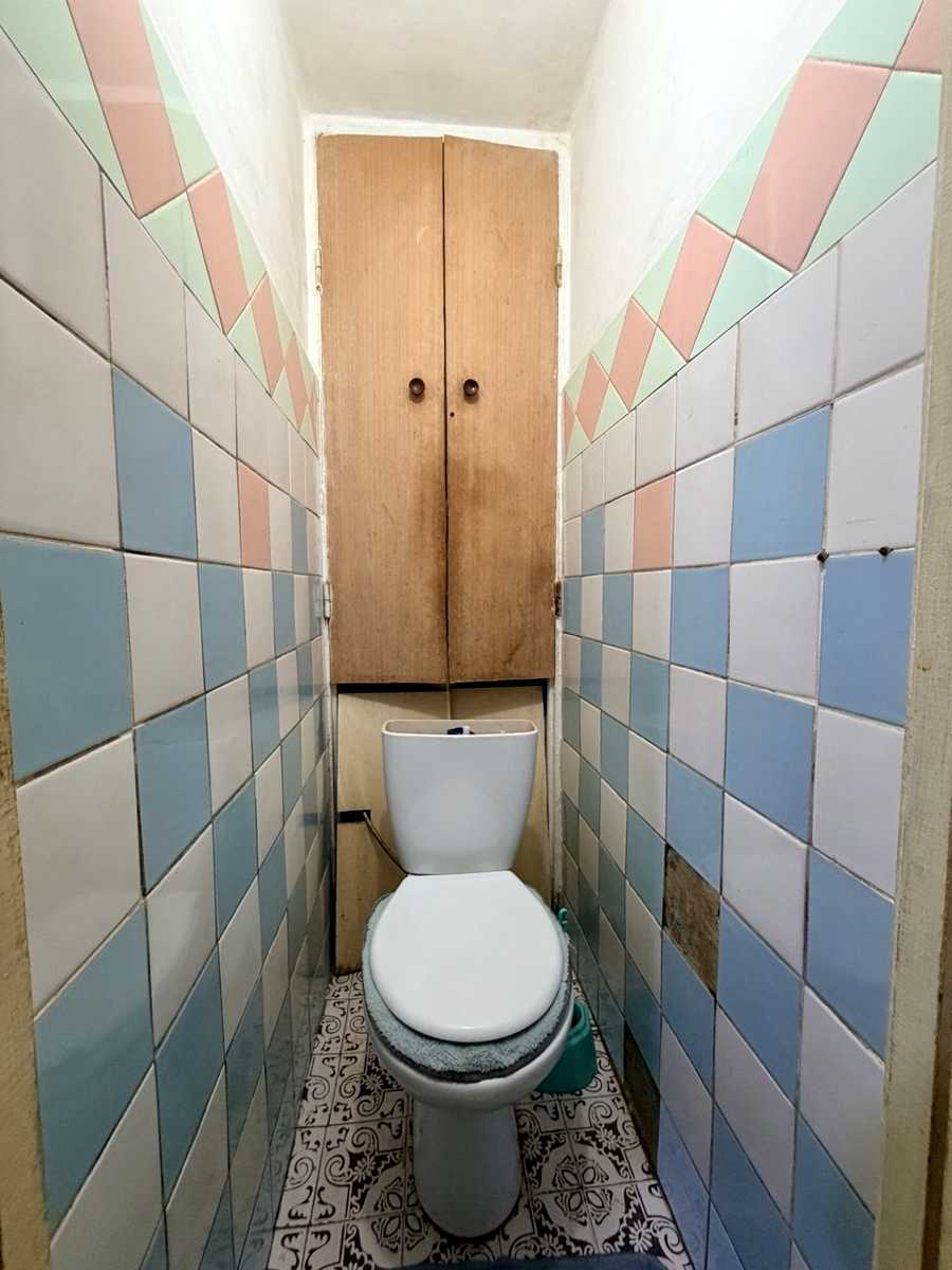 1875121048998744