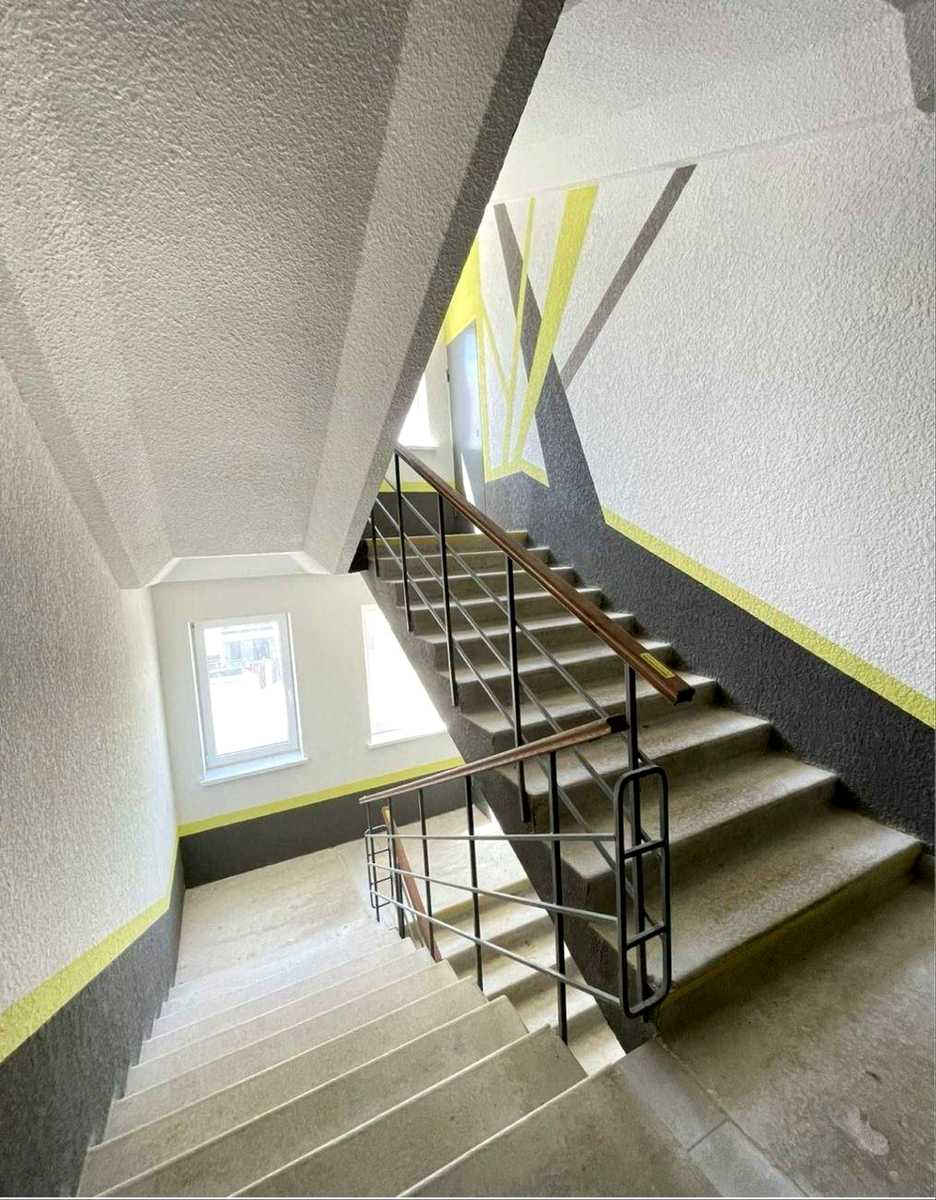 1875121289347967