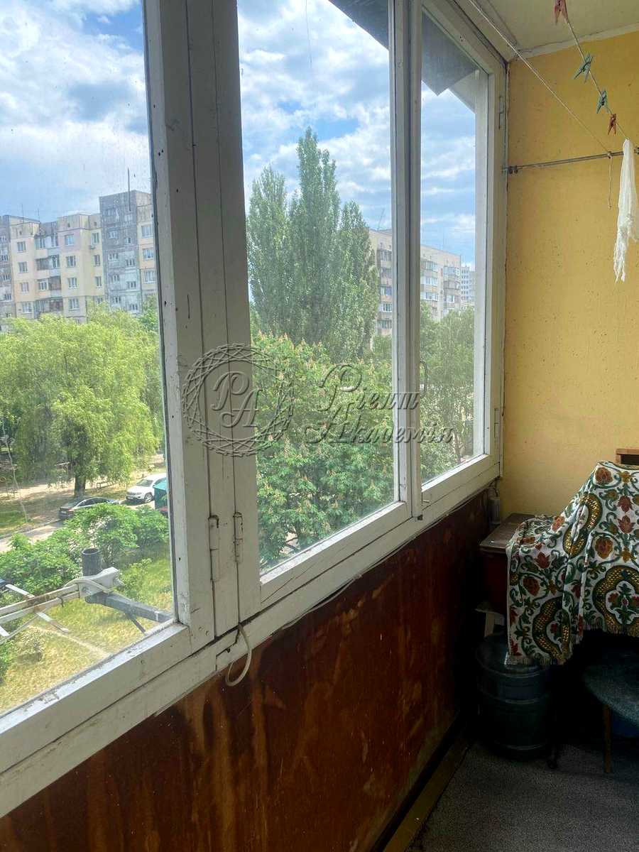 1875121668957944