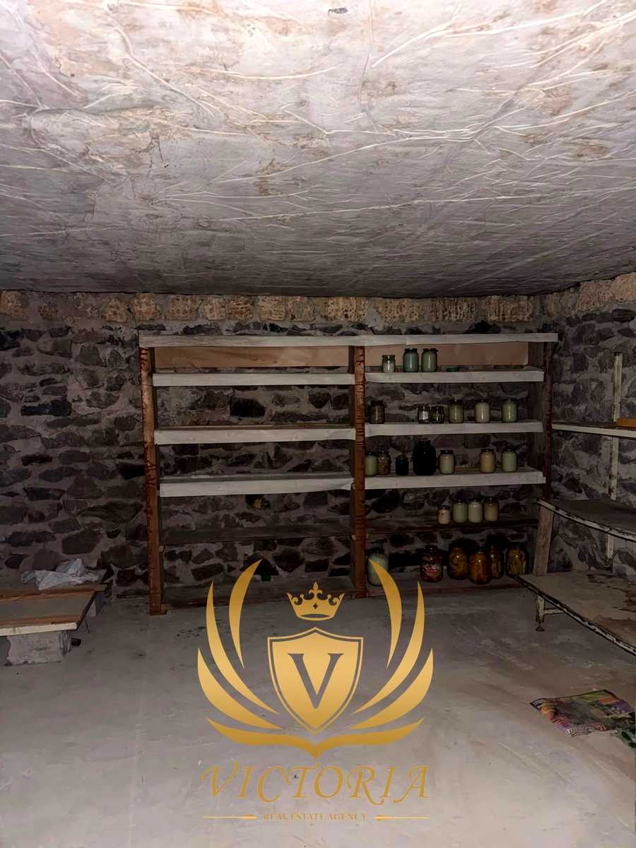 1875122632643830