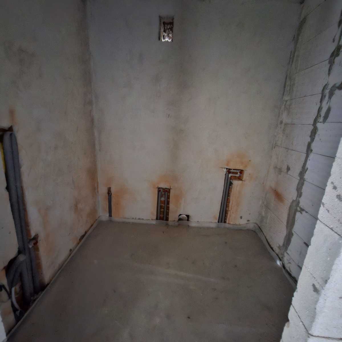 1875123503898351