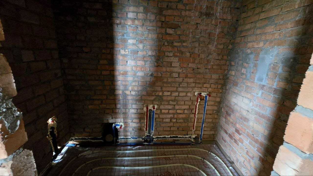1875123919197967