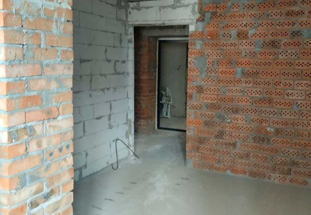 1875126402867653